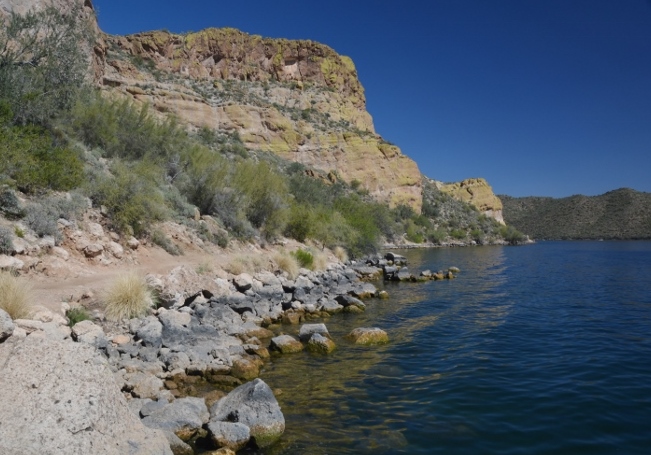 Saguaro Lake marina area